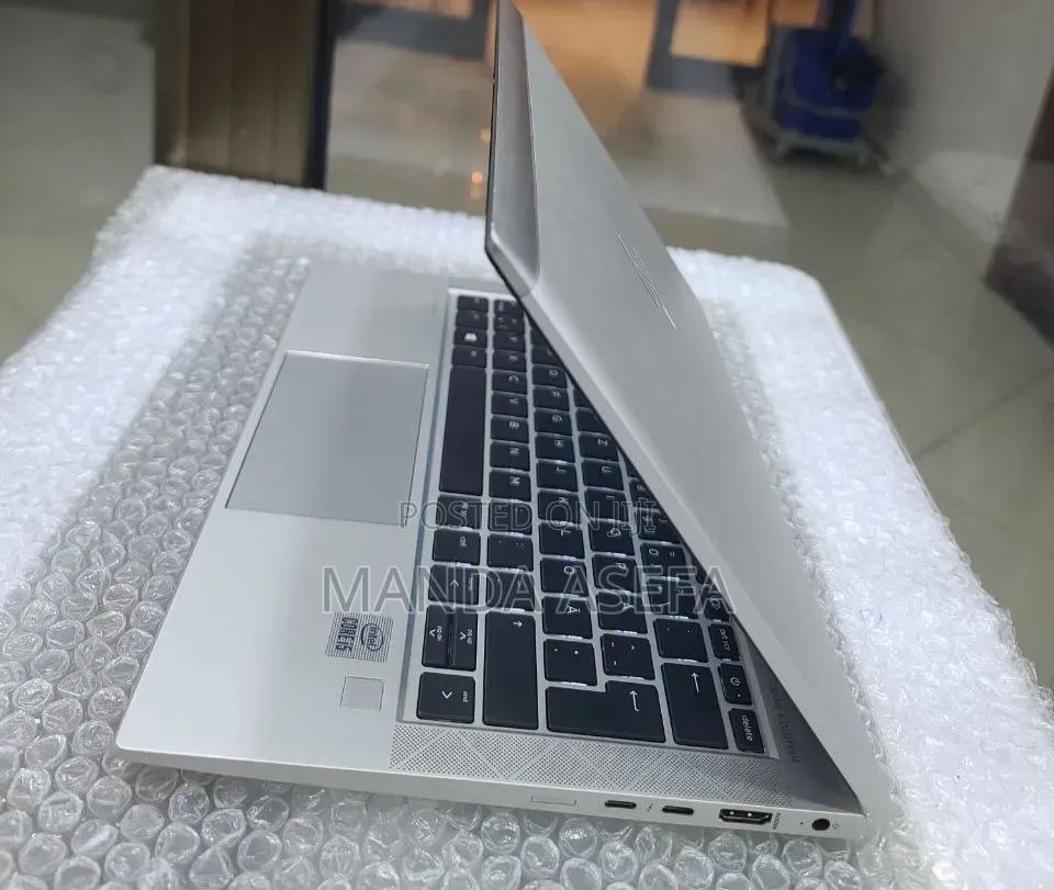 New Laptop HP EliteBook 840 G7 8GB Intel Core i5 SSD 512GB