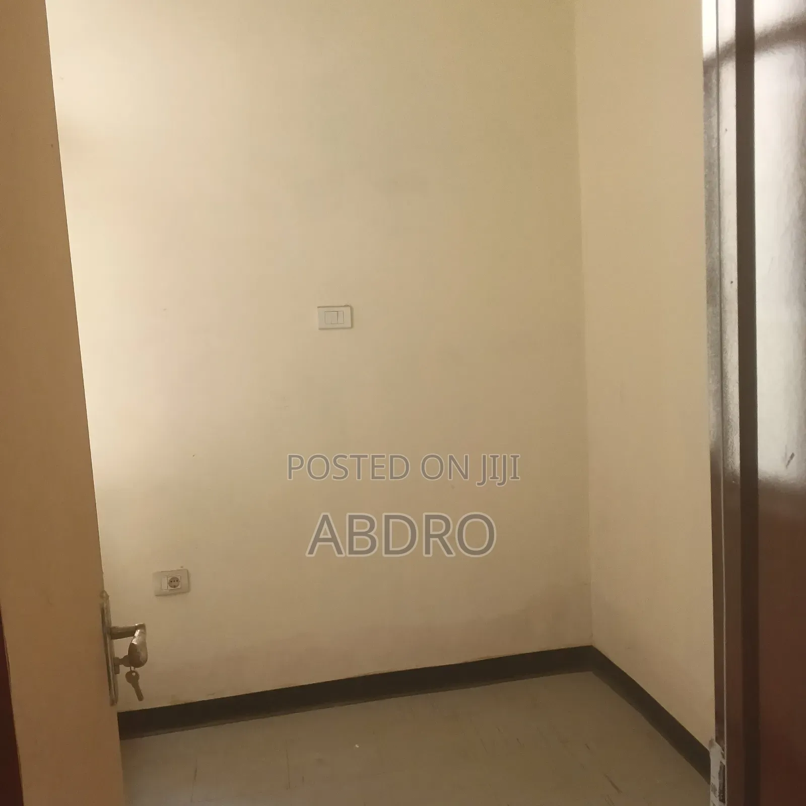 3bdrm Apartment in Abdro, Nifas Silk-Lafto for sale