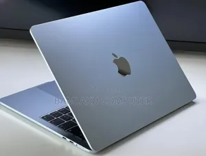 New Laptop Apple MacBook Air 2025 M4 13-inch 16GB Apple M4 SSD 256GB