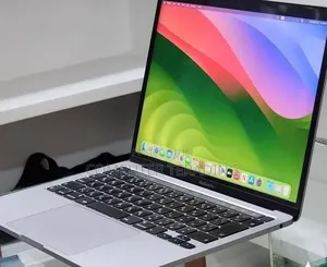 New Laptop Apple MacBook Pro M1 8GB Intel Core i5 SSD 512GB