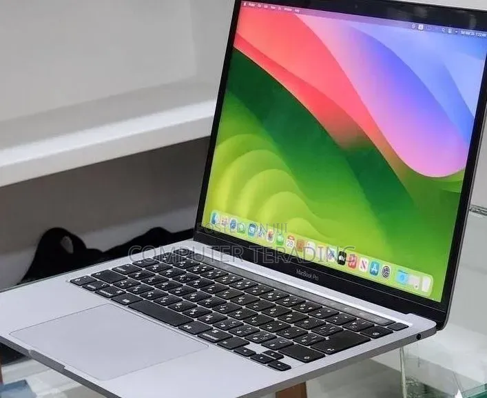 New Laptop Apple MacBook Pro M1 8GB Intel Core i5 SSD 512GB