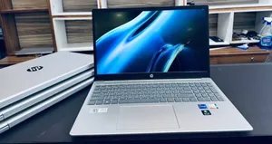 New Laptop HP Stream Notebook 16GB Intel Core i5 SSD 1T