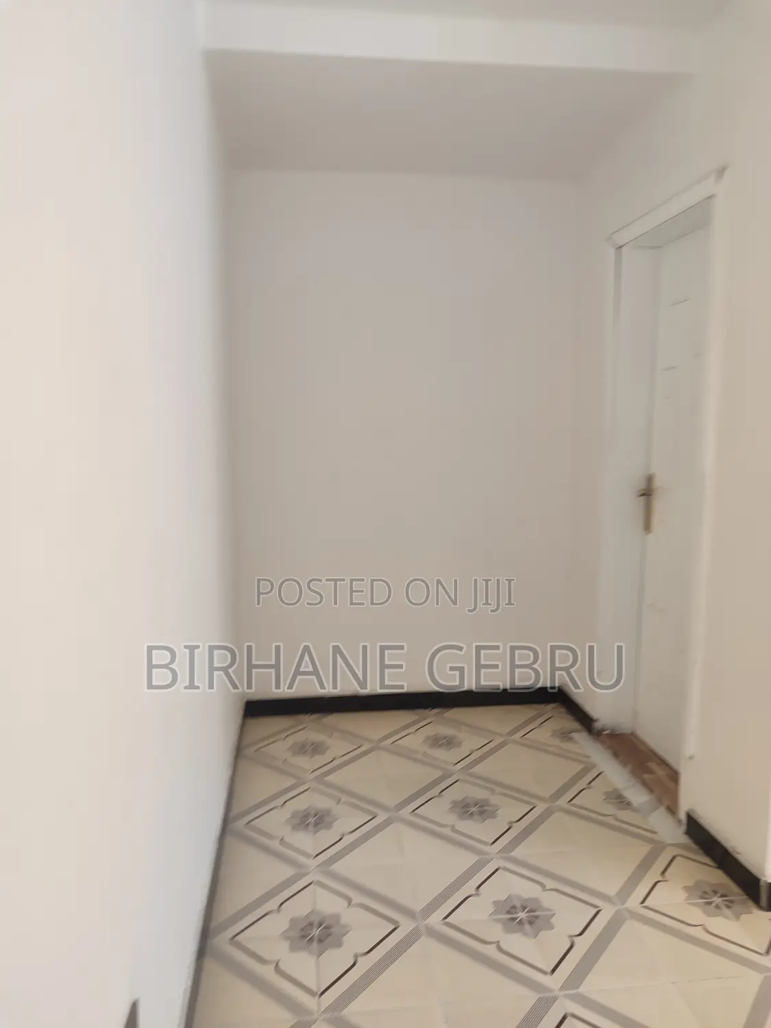 8bdrm House in G+2 House, Bole for rent