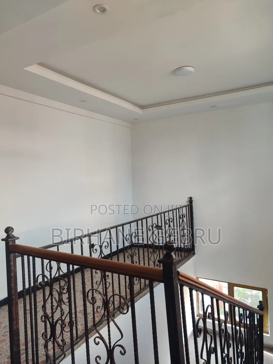 8bdrm House in G+2 House, Bole for rent