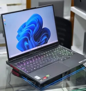 New Laptop Lenovo 16GB AMD Ryzen 9 SSD 1T