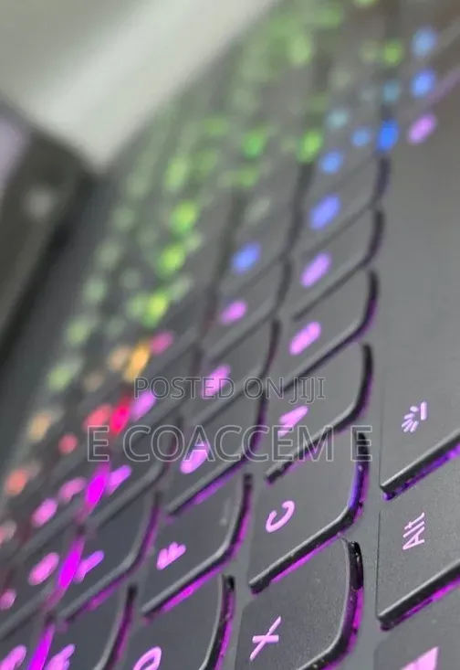 New Laptop Lenovo 16GB AMD Ryzen 9 SSD 1T