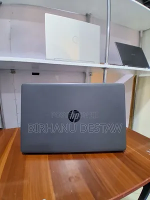 New Laptop HP 250 G7 8GB Intel Core i7 SSD 256GB