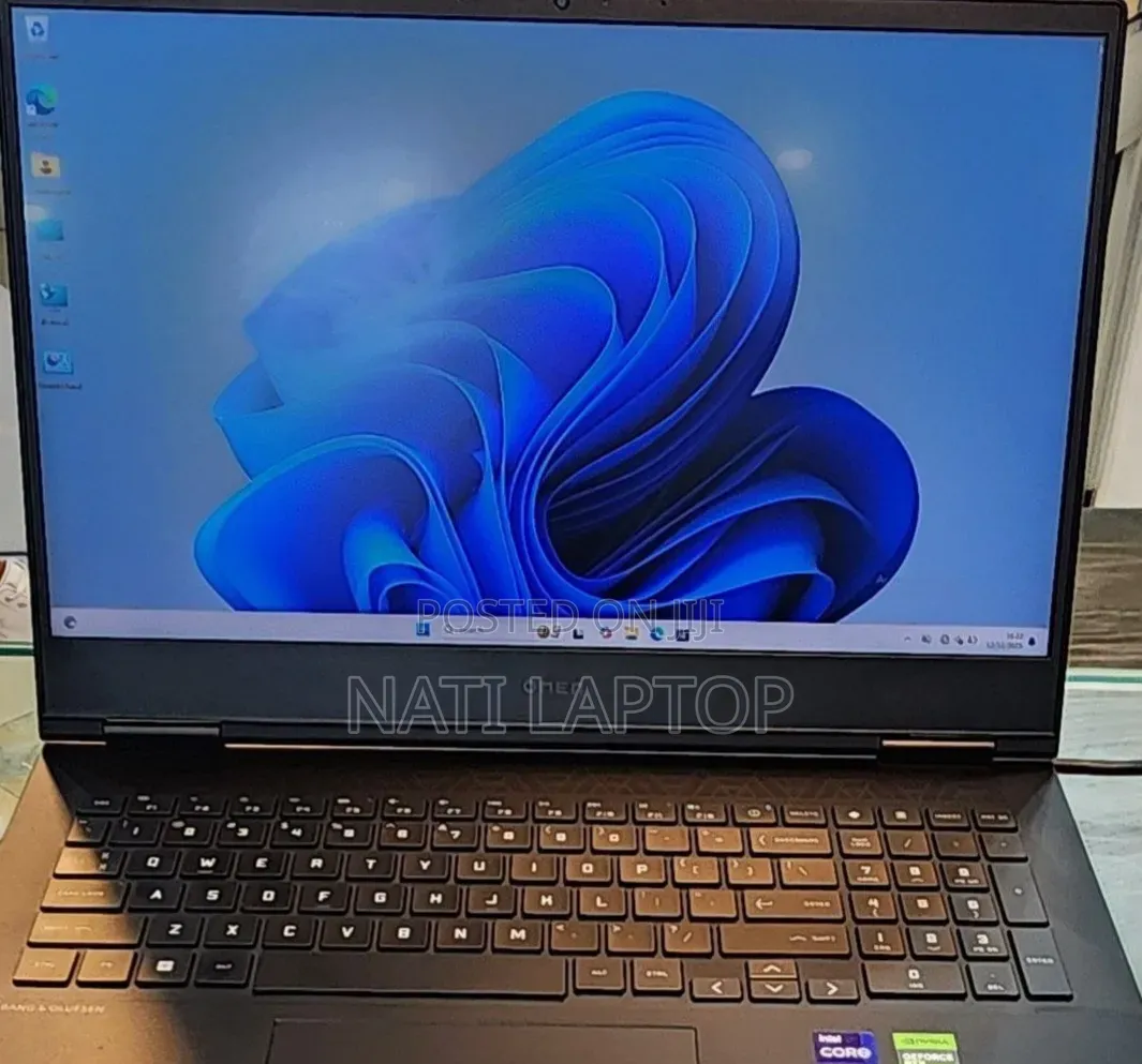 New Laptop HP Omen 16 16GB Intel Core i9 SSD 1T