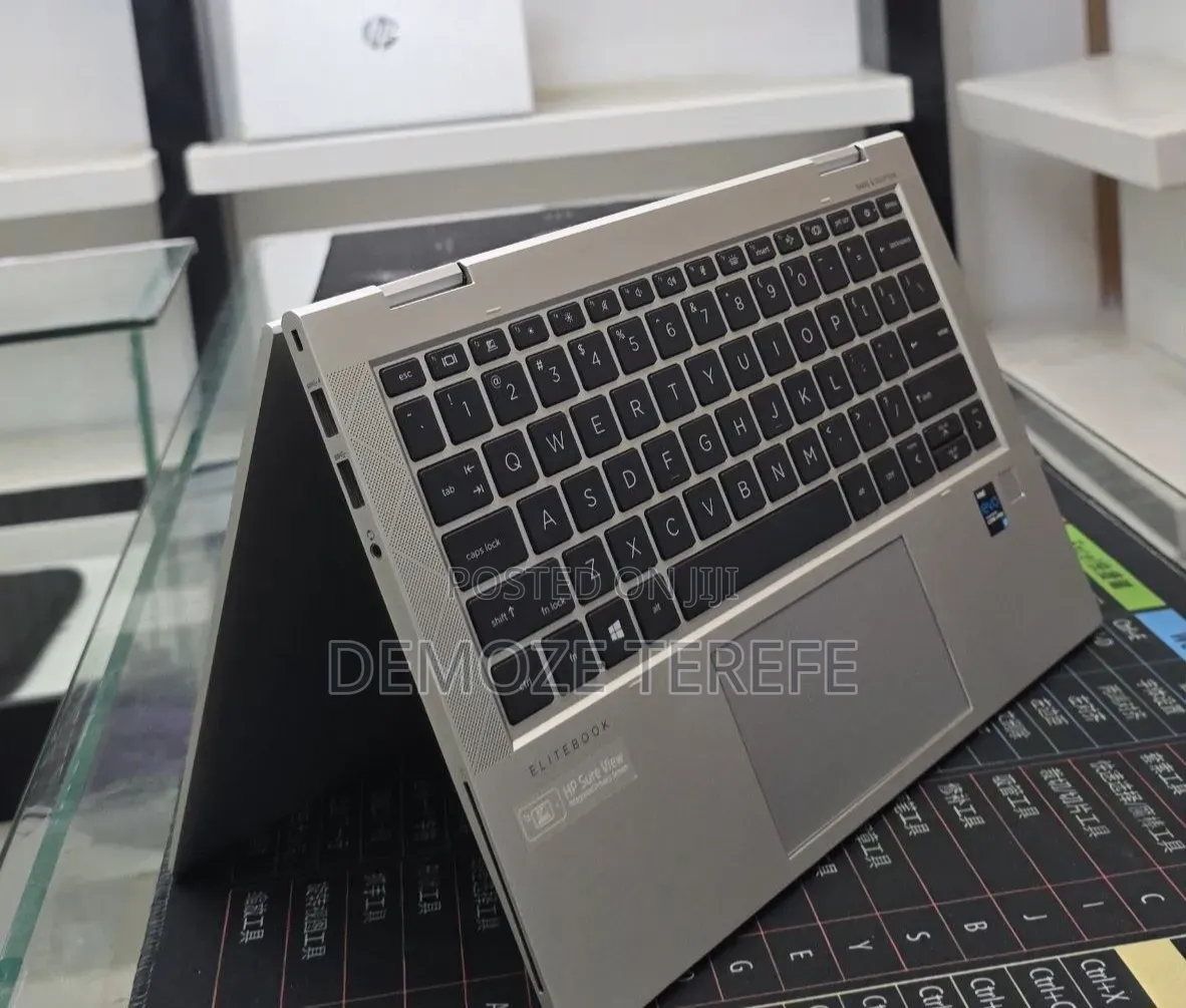 New Laptop HP EliteBook 1030 16GB Intel Core i7 SSD 512GB