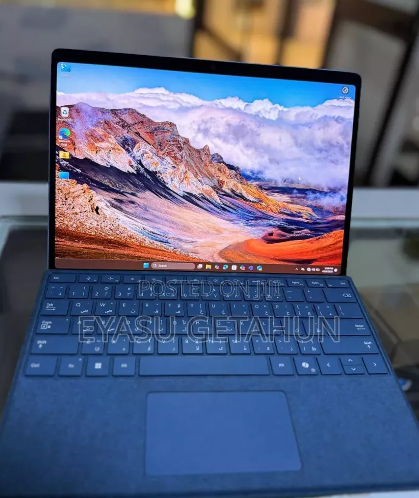 New Microsoft Surface Pro 16GB Qualcomm Snapdragon X Elite SSD 512GB