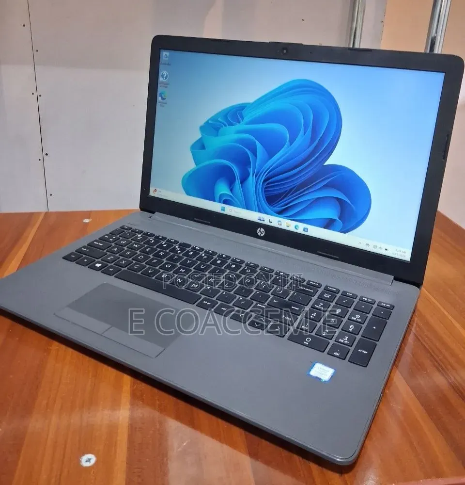 New Laptop HP 8GB Intel Core i7 SSD 256GB