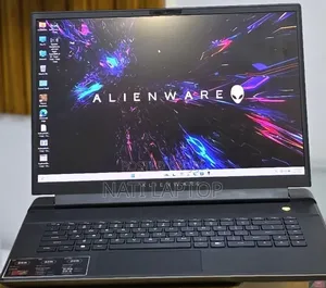 New Laptop Alienware X16 r1 16GB Intel Core i9 SSD 1T