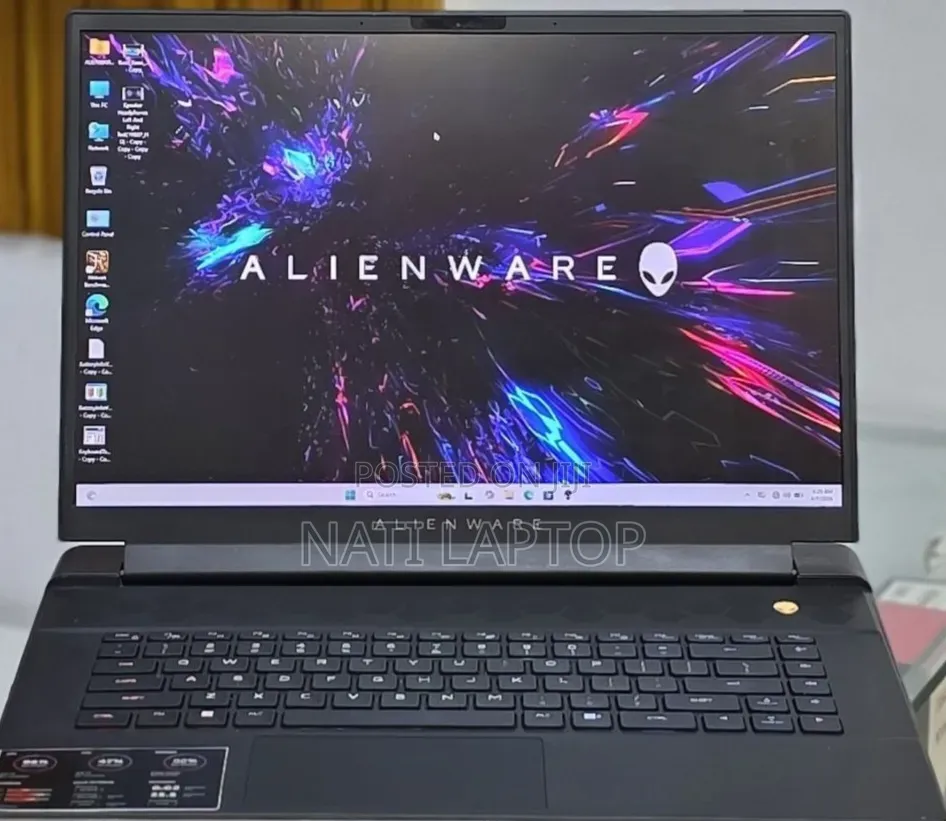New Laptop Alienware X16 r1 16GB Intel Core i9 SSD 1T