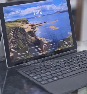 New Laptop Microsoft Surface Pro 3 8GB Intel Core i5 SSD 256GB