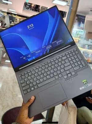 New Laptop Lenovo Legion 5 16GB AMD Ryzen 7 SSD 1T