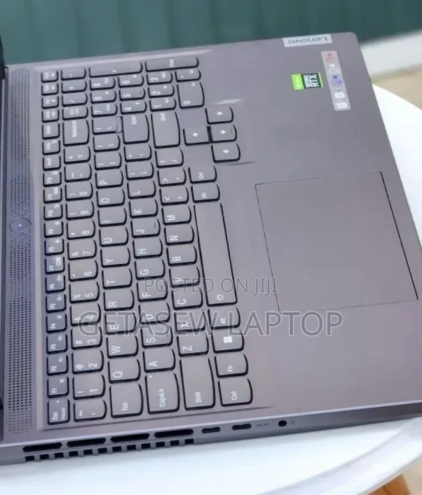 New Laptop Lenovo Legion 5 16GB AMD Ryzen 7 SSD 1T