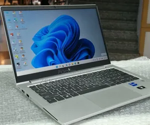 New Laptop HP EliteBook 640 G9 16GB Intel Core i5 SSD 512GB