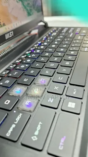 New Laptop MSI 32GB Intel Core i9 SSD 1T