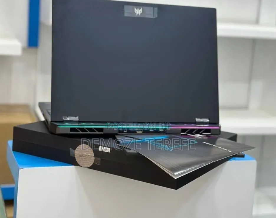 New Laptop Acer Predator Helios Neo 16 16GB Intel Core i9 SSD 1T