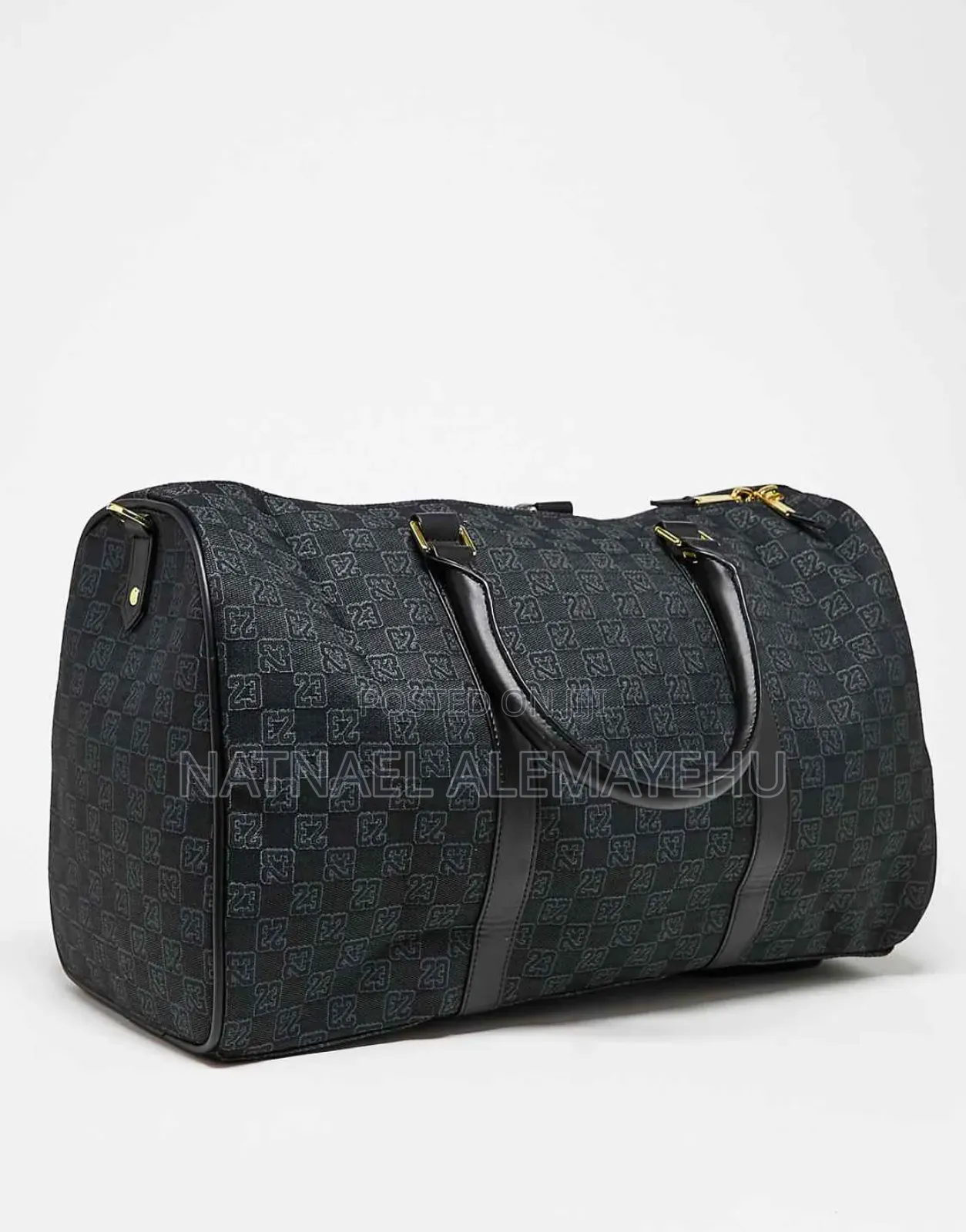 Nike Air Jordan Bag Features a Black Suitable for Travel or Gym Uses