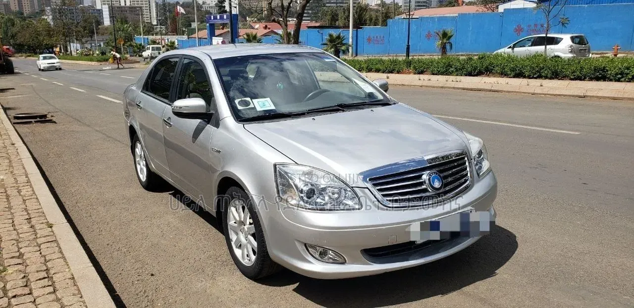 Geely Emgrand EC7 2017 Gold