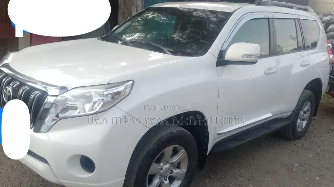 Toyota Land Cruiser Prado 2016 Off white