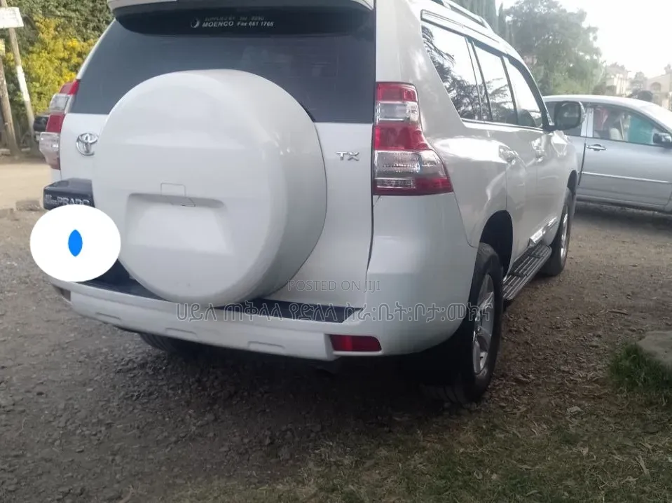 Toyota Land Cruiser Prado 2016 Off white