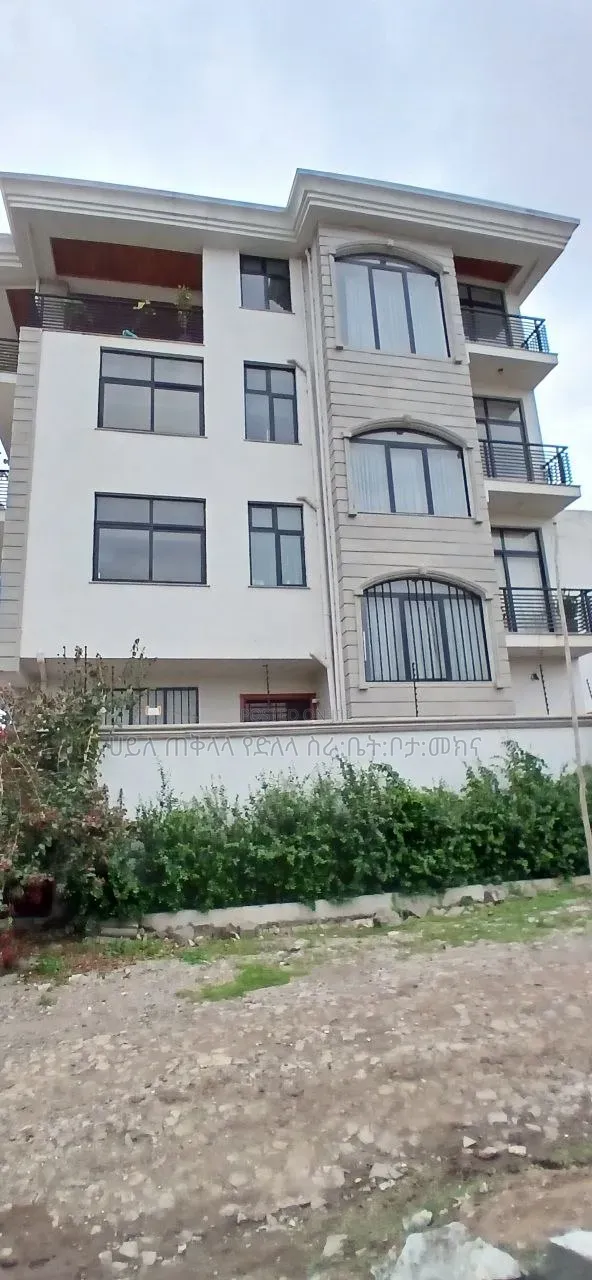 Furnished 8bdrm Townhouse/Terrace in Sheger Oromia for sale