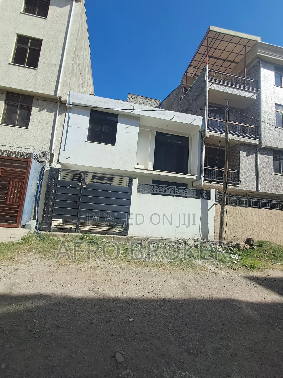 Furnished 3bdrm House in Akaky Kaliti for sale