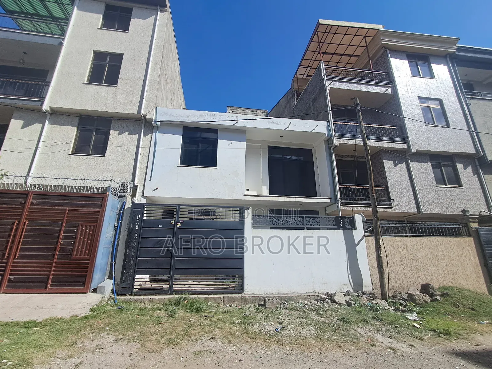 Furnished 3bdrm House in Akaky Kaliti for sale