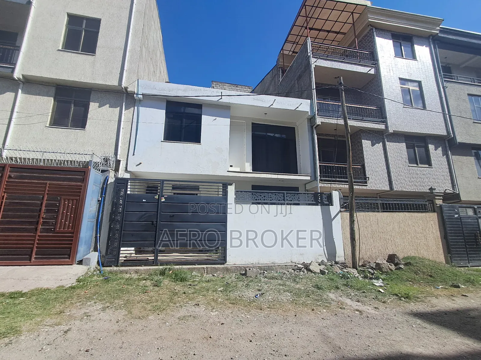 Furnished 3bdrm House in Akaky Kaliti for sale