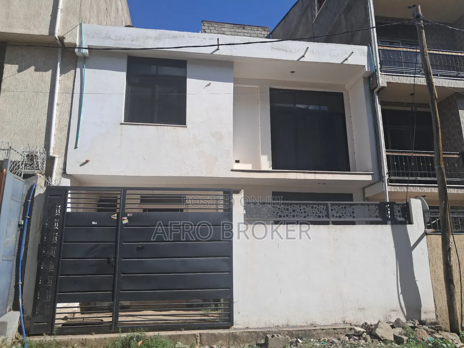 Furnished 3bdrm House in Akaky Kaliti for sale