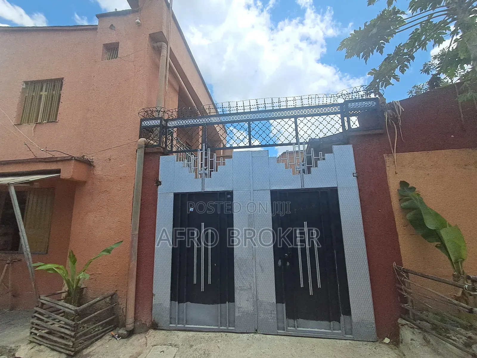 Furnished 5bdrm House in Kaliyy, Akaky Kaliti for sale