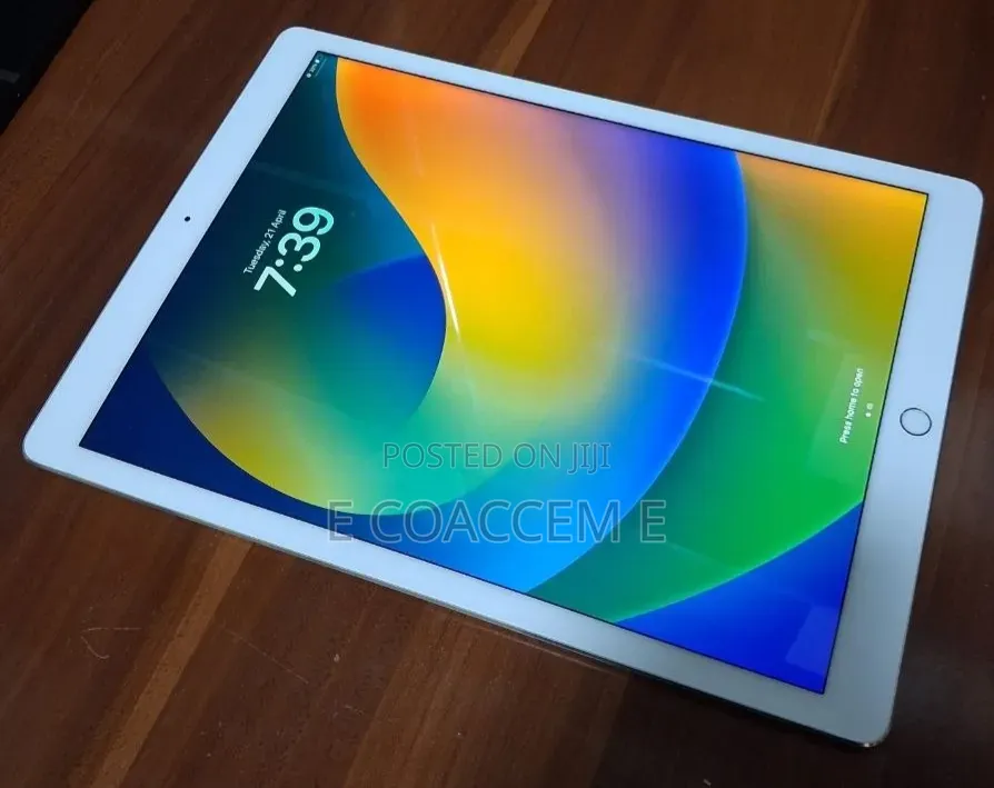 New Apple iPad Pro 12.9 (2017) 128 GB