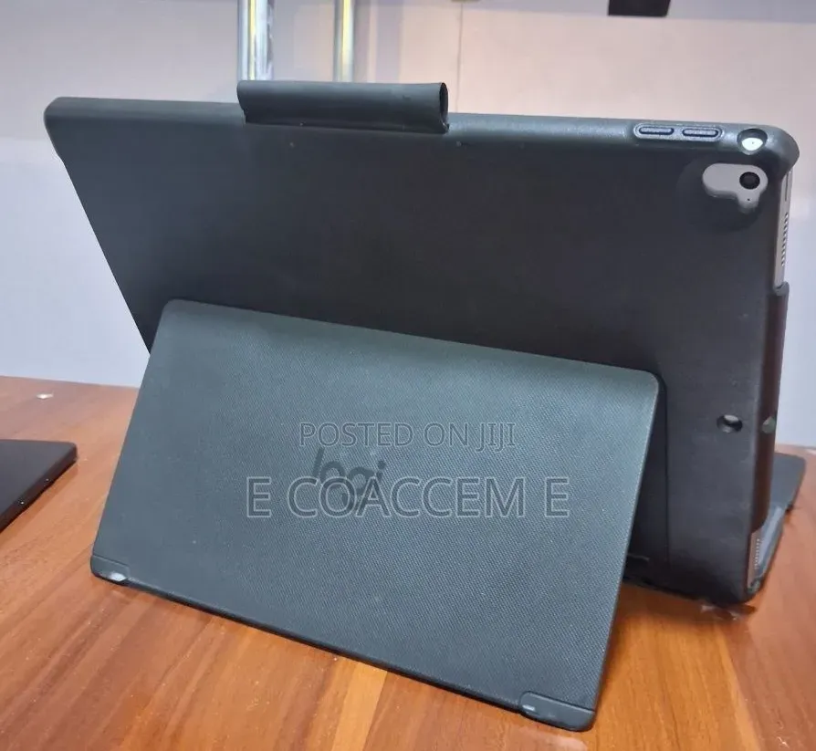 New Apple iPad Pro 12.9 (2015) 256 GB
