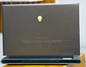 New Laptop Alienware X16 r1 16GB Intel Core i9 SSD 1T