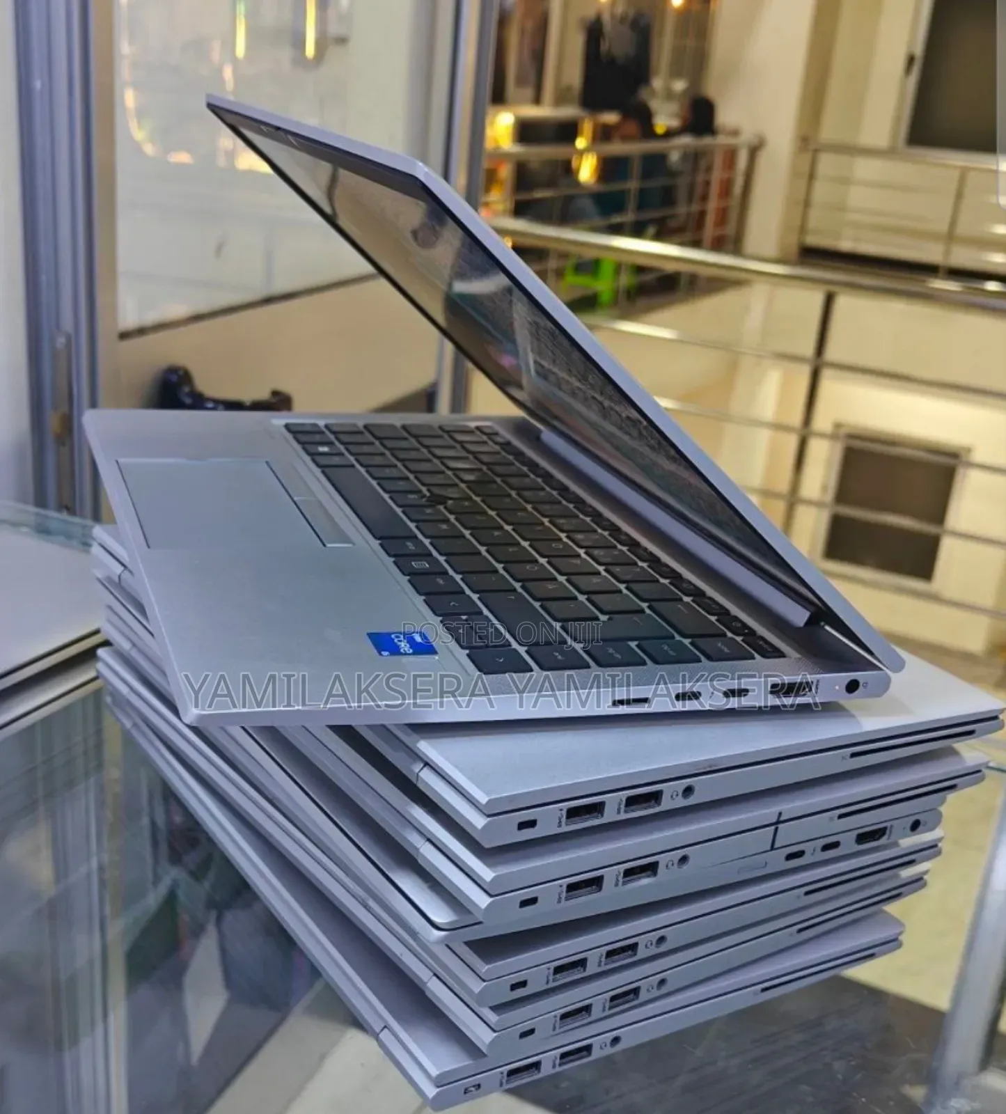 New Laptop HP EliteBook 830 G8 16GB Intel Core i5 SSD 512GB