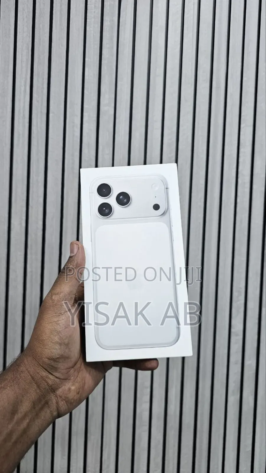 New Apple iPhone 17 Pro Max 256 GB White