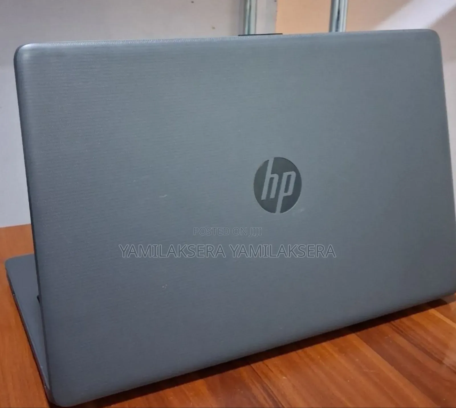 New Laptop HP 250 G7 8GB Intel Core i7 SSD 256GB