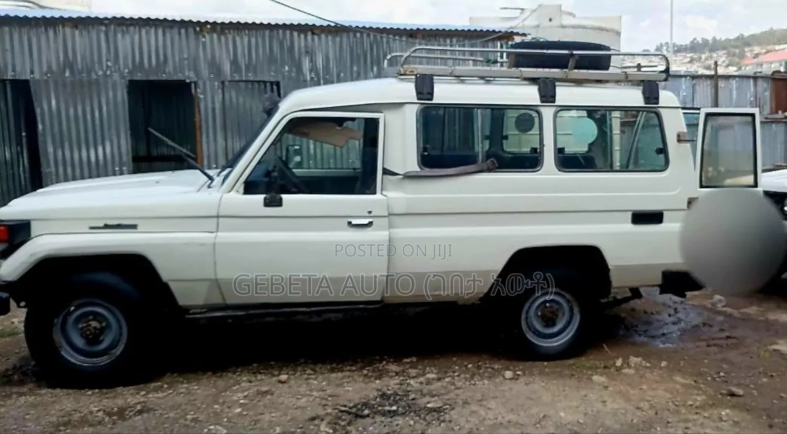 Toyota Land Cruiser 2003 White