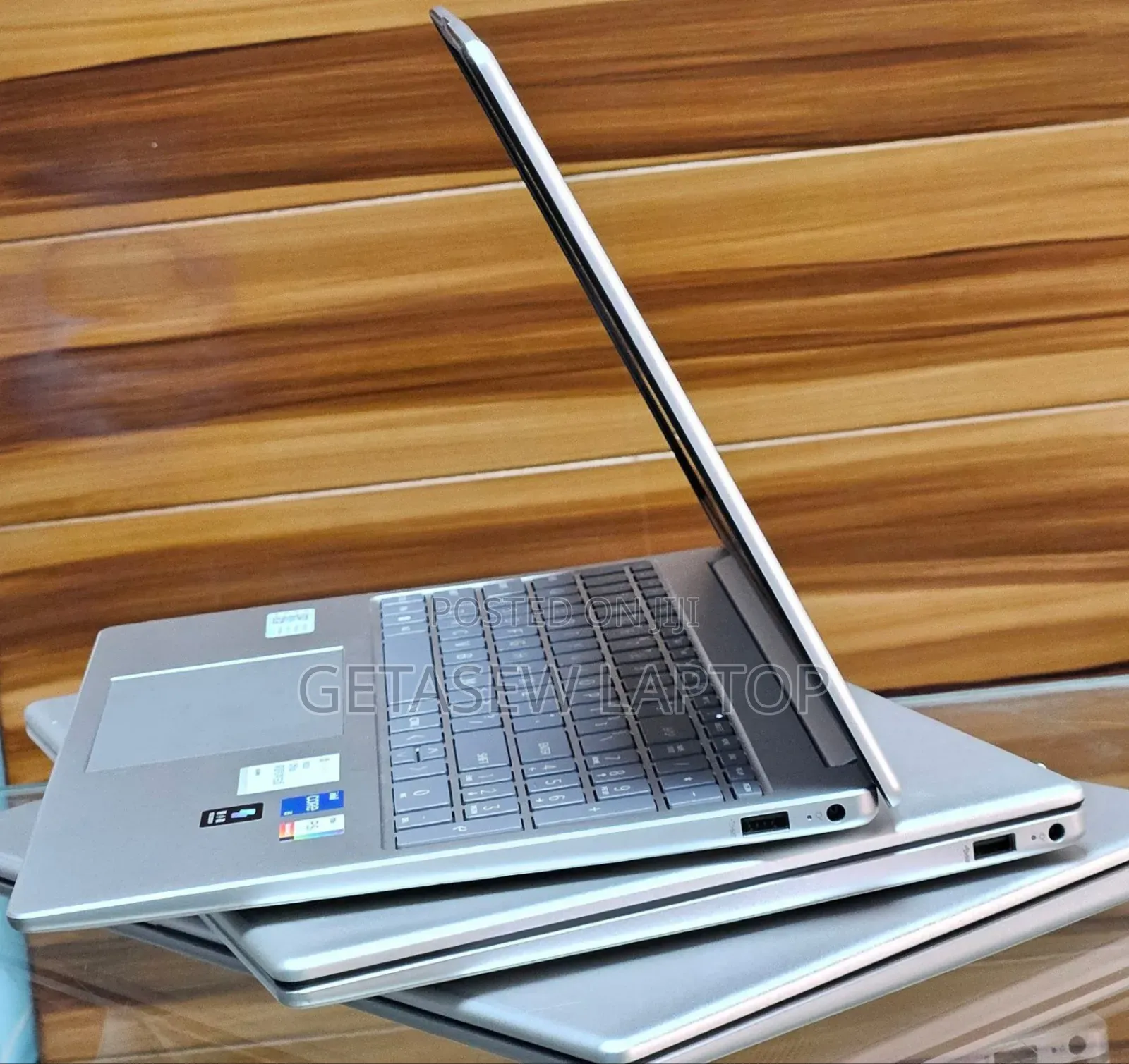 New Laptop HP Stream Notebook 16GB Intel SSD 1T