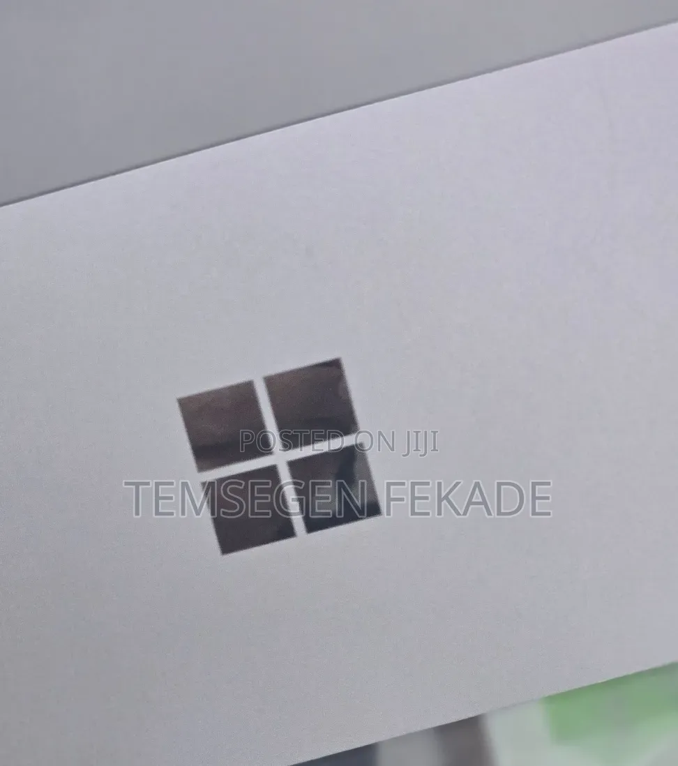 New Laptop Microsoft Surface Pro 3 8GB Intel Core i7 SSD 256GB