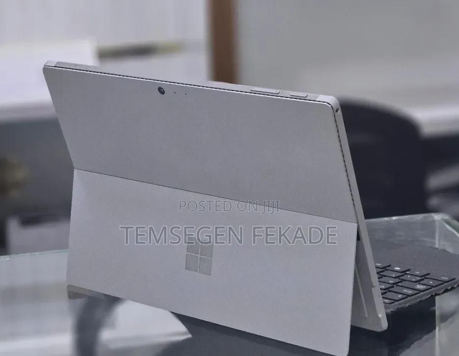 New Laptop Microsoft Surface Pro 3 8GB Intel Core i7 SSD 256GB
