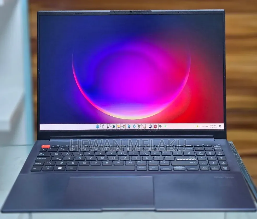 New Laptop Asus Vivobook 16 16GB Intel Core i7 SSD 512GB
