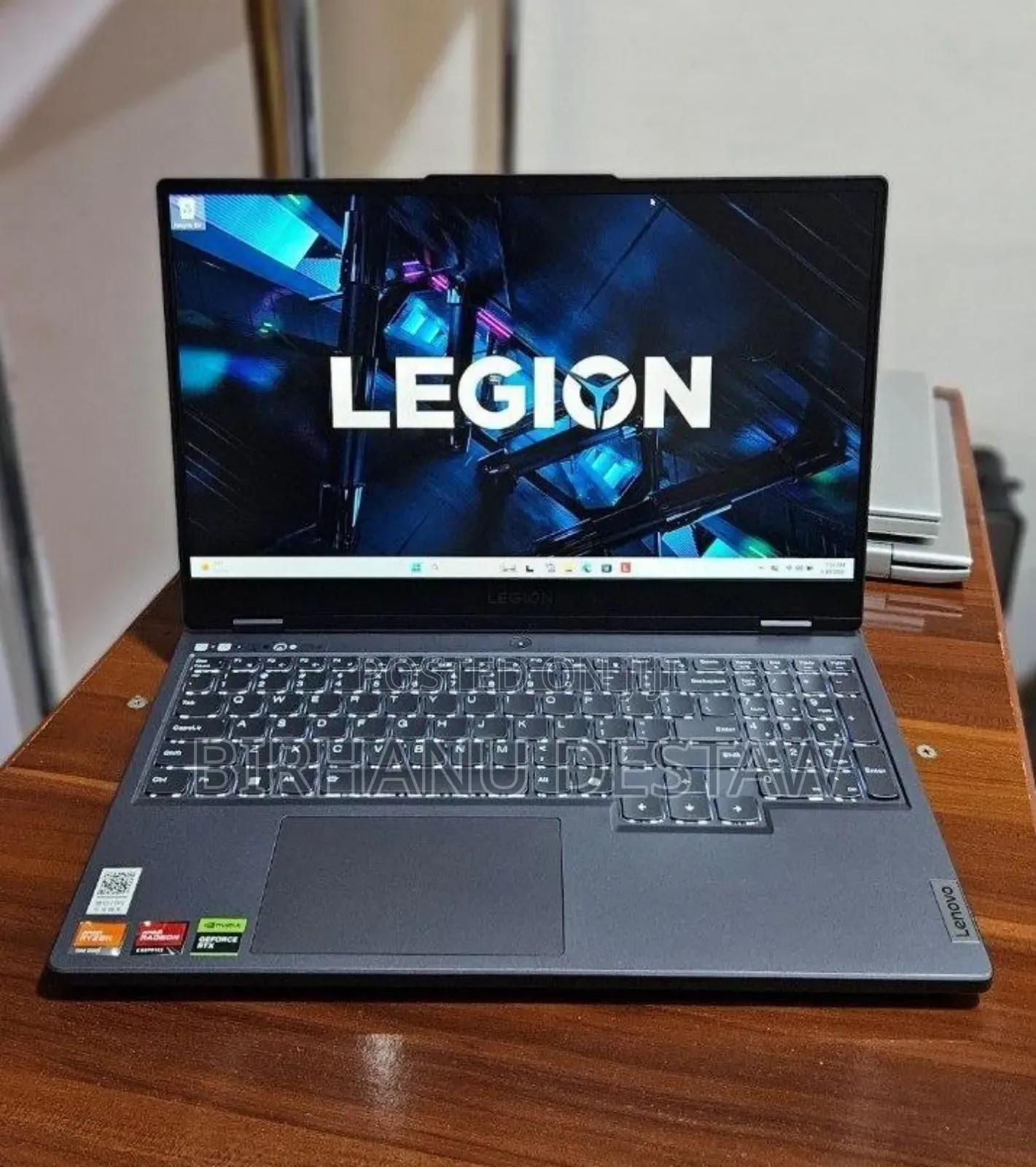 New Laptop Lenovo 16GB AMD Ryzen 7 SSD 512GB