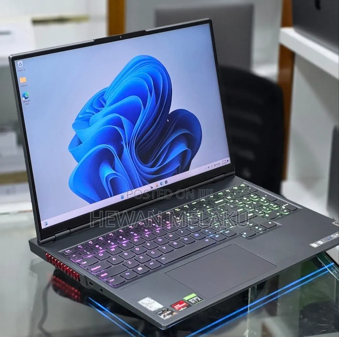 New Laptop Lenovo 16GB AMD Ryzen 9 SSD 1T