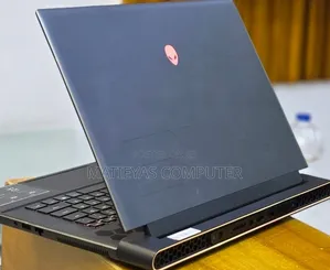 New Laptop Alienware X16 r1 16GB Intel Core i9 SSD 1T