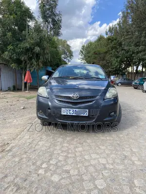 Toyota Yaris 1.0 VVT-i 2008 Gray