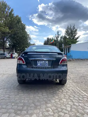 Toyota Yaris 1.0 VVT-i 2008 Gray