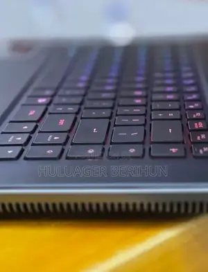 New Laptop Alienware X16 r1 16GB Intel Core i9 SSD 1T
